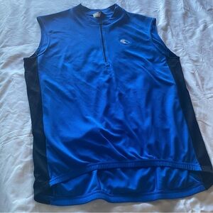 Camari men’s XL biking shirt, zippered, black and blue with pockets in back